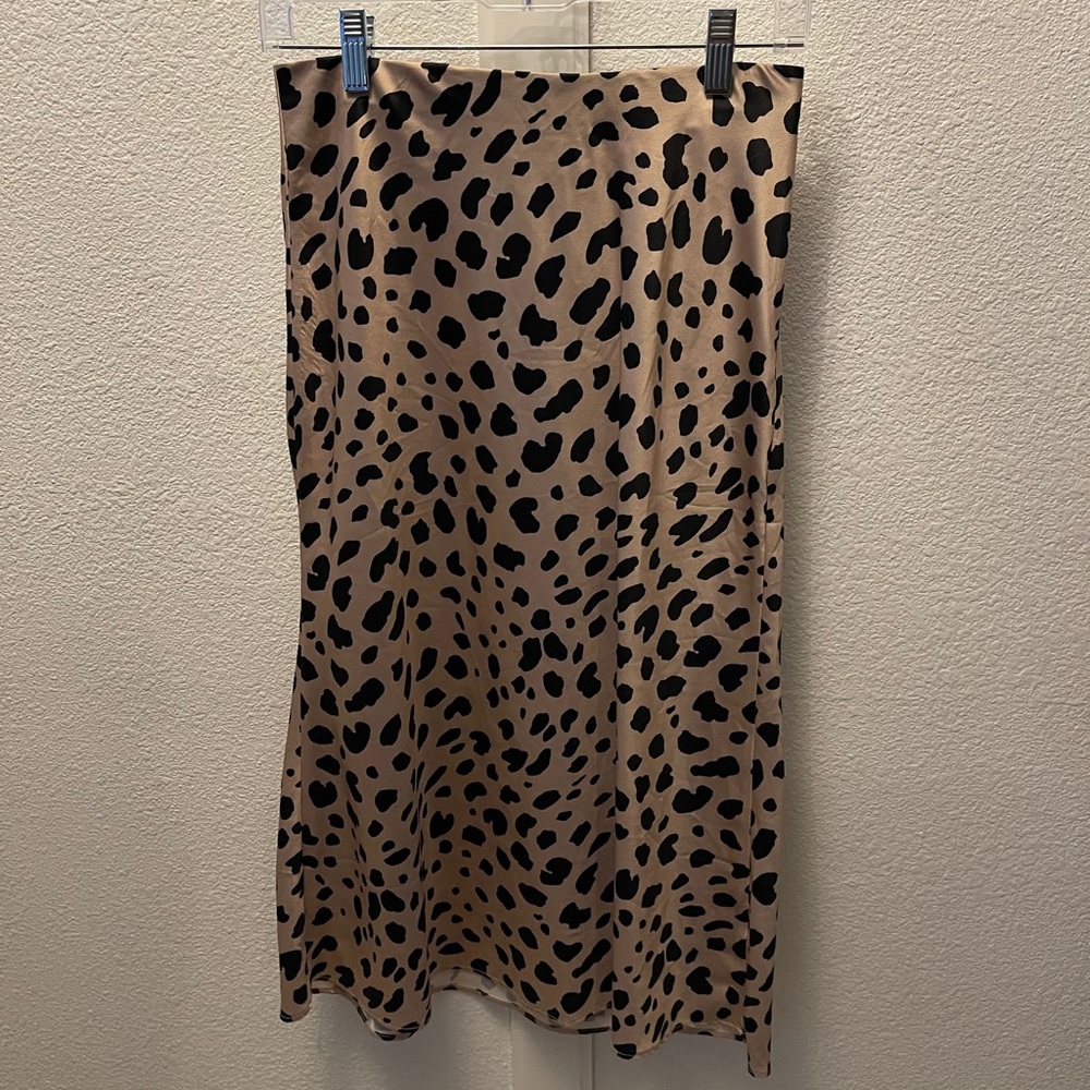 Windsor MIDI Skirt!